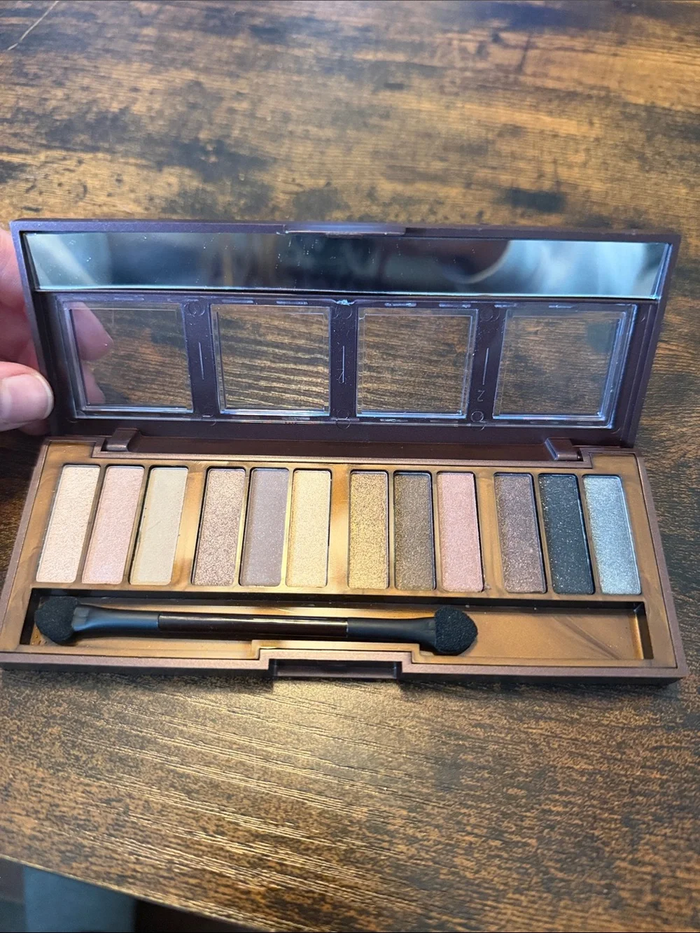 City Color Barely Exposed Neutral & Taupe Eyeshadow Palette